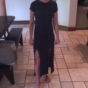 Charcoal gray maxi fitted T-shirt dress from urban